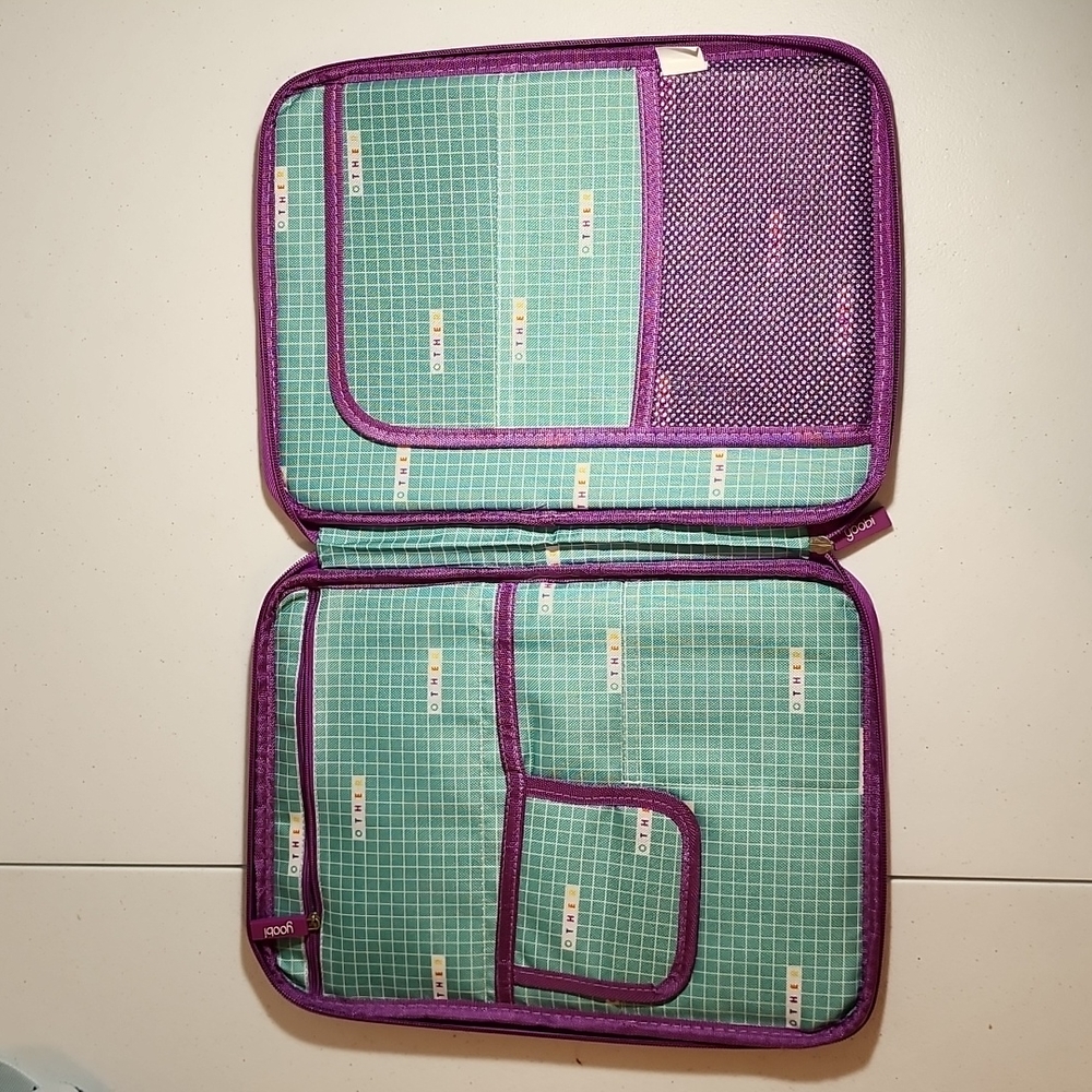 Yoobi Padded Tablet/IPad/Android Document Organizer - Picture 2 of 3